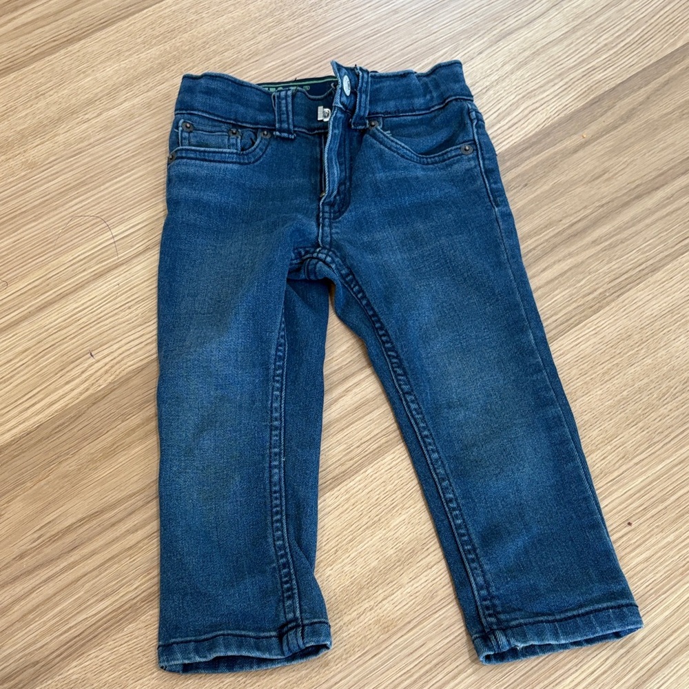 Levi’s slim fit blue jeans